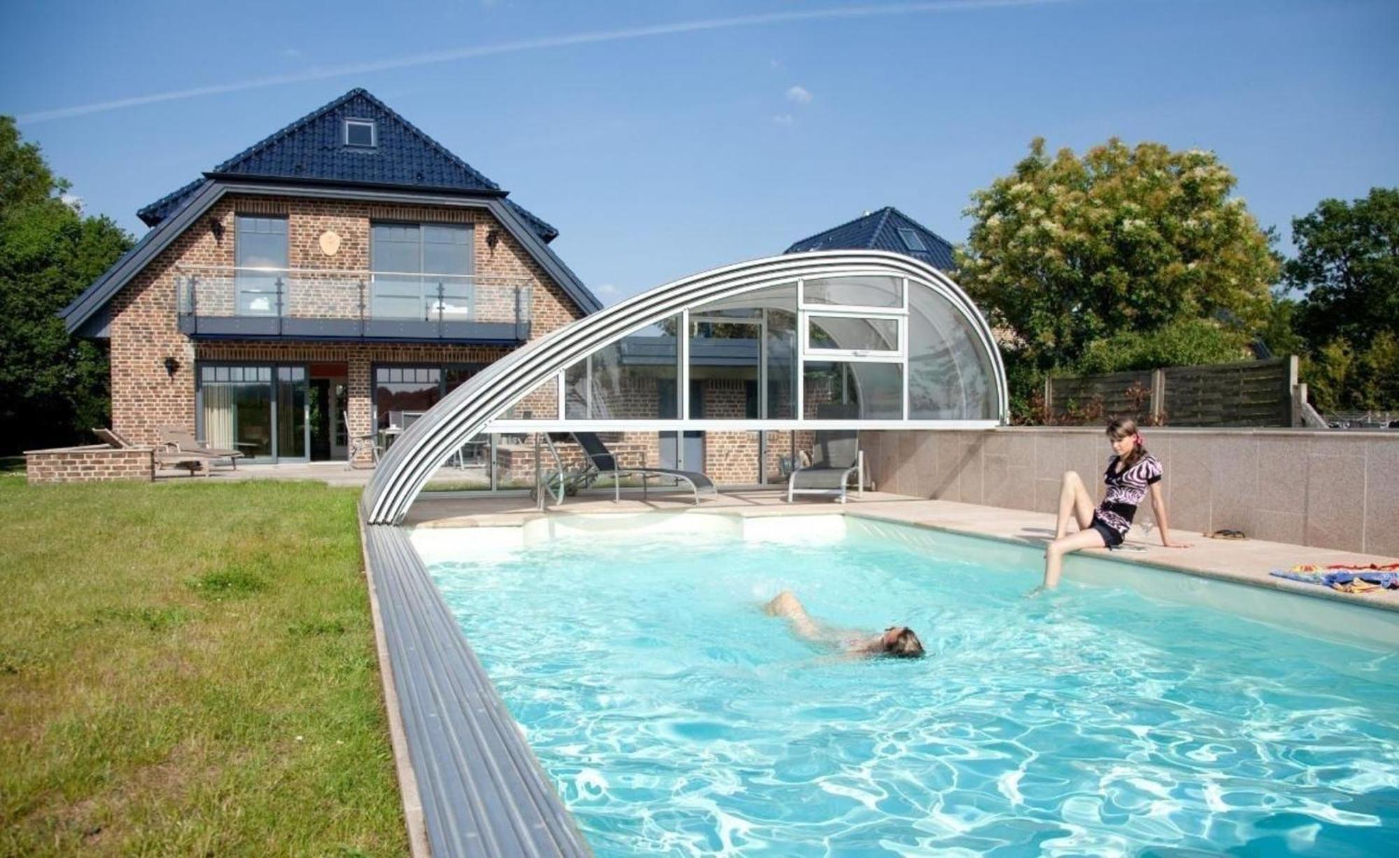 Ferienhaus In Boltenhagen Mit Privatem Pool Villa Exterior photo